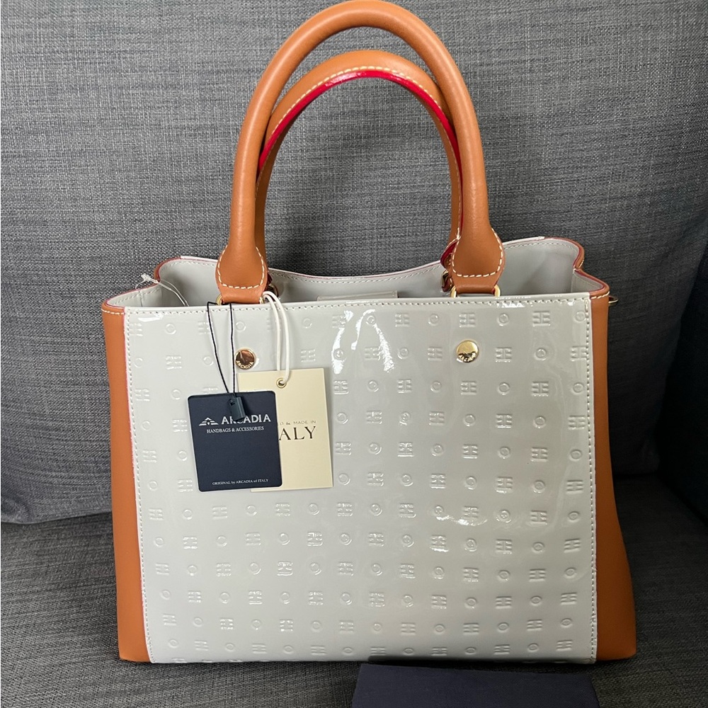NWT ARCADIA PATENT LEATHER SATCHEL HANDBAG PURSE